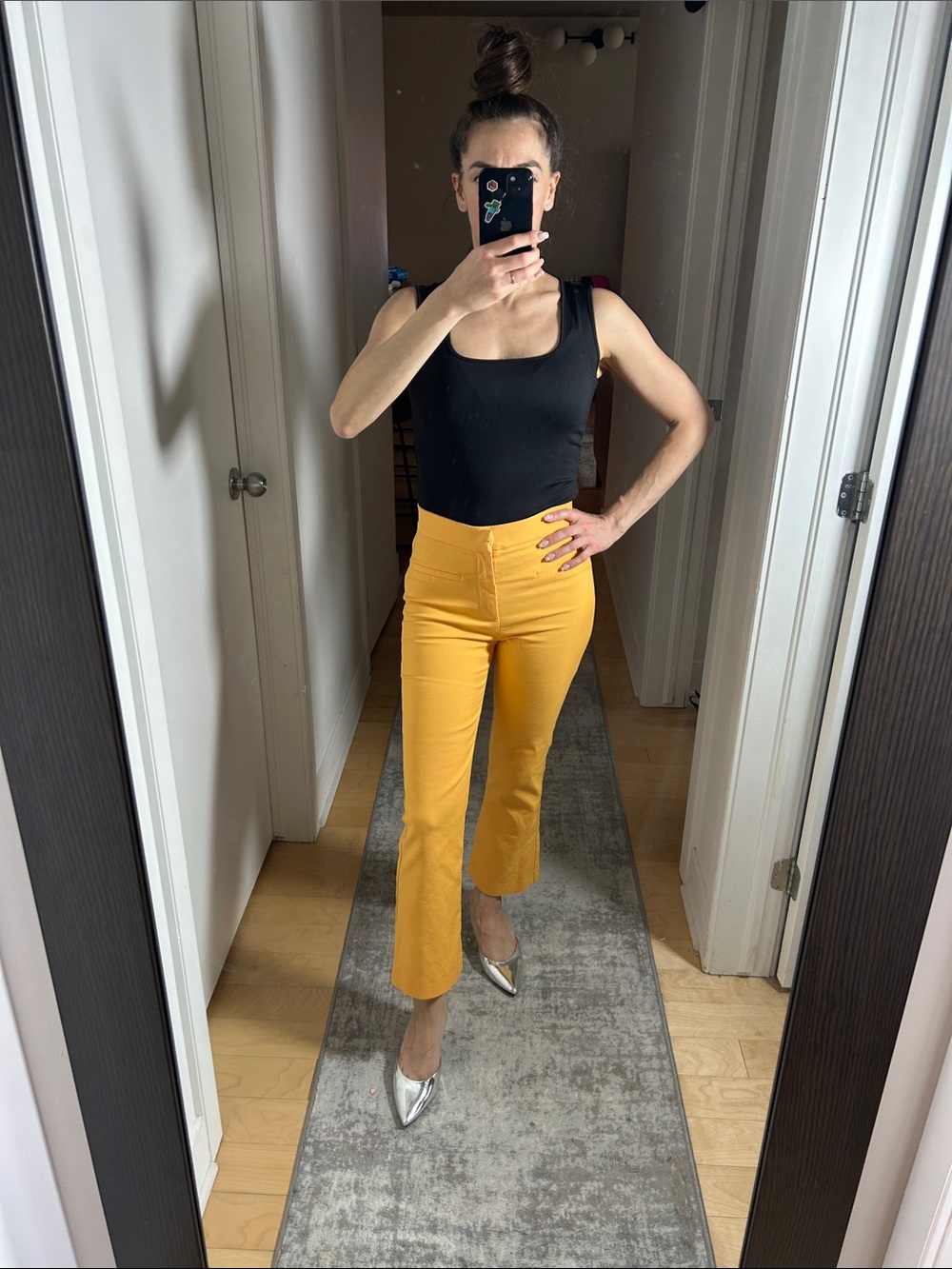 Zara Yellow Ankle-Length Flare Pants | Size Small